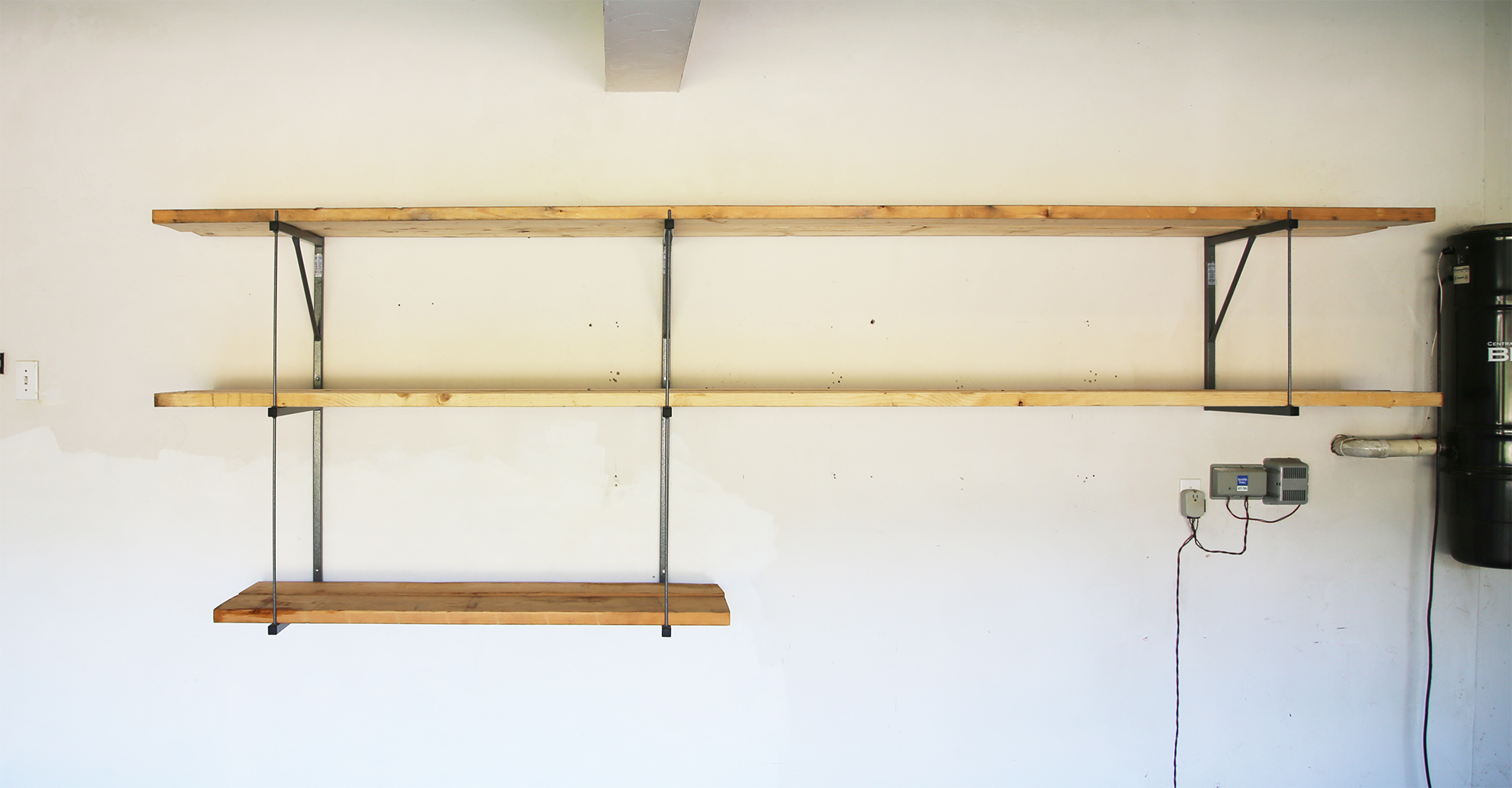 3210AM - 3 Shelf Bracket