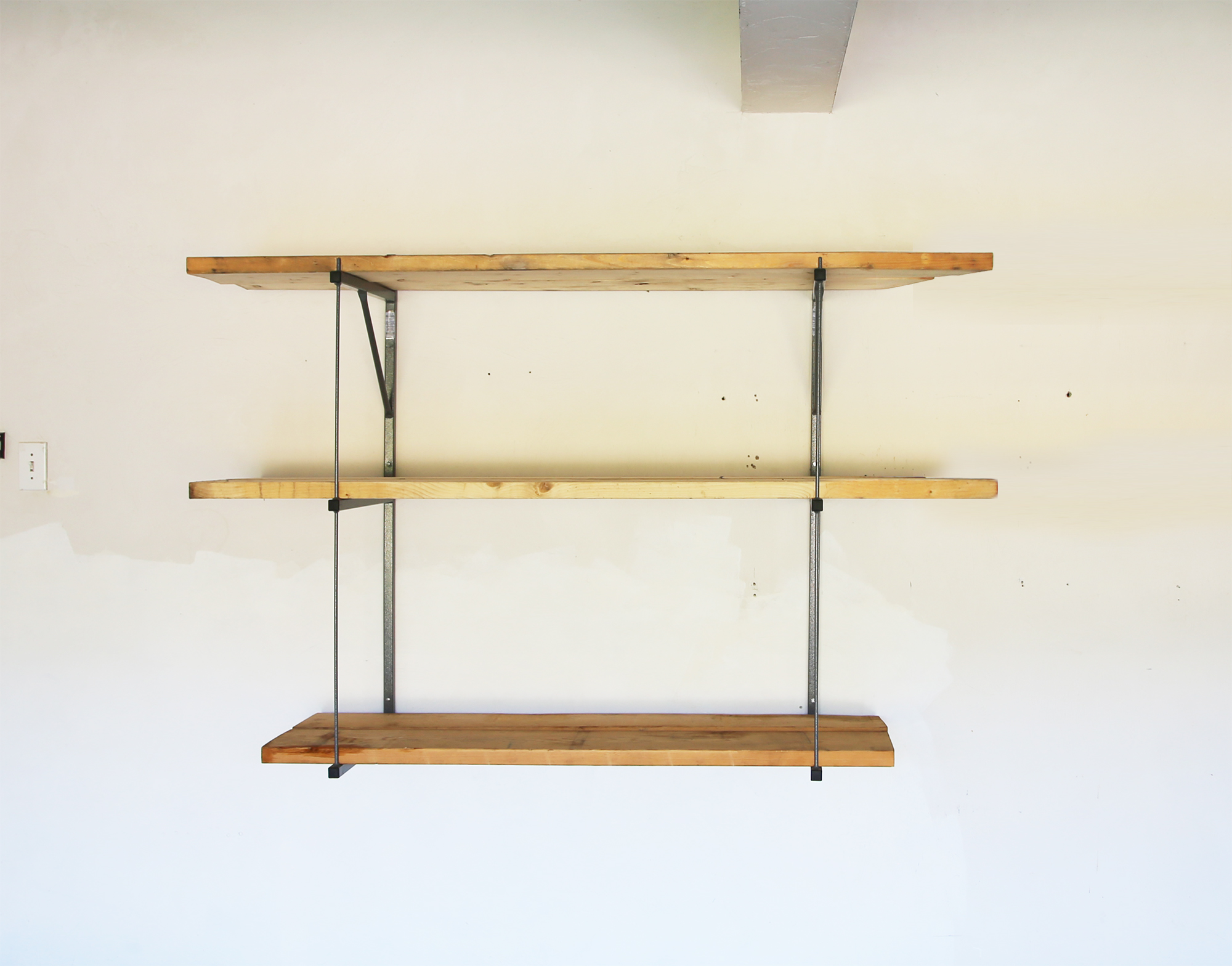3210AM - 3 Shelf Bracket